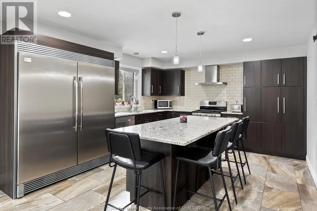 1565 OUTRAM