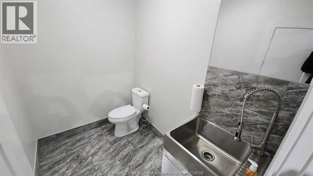 320 CROFT Unit# 3b