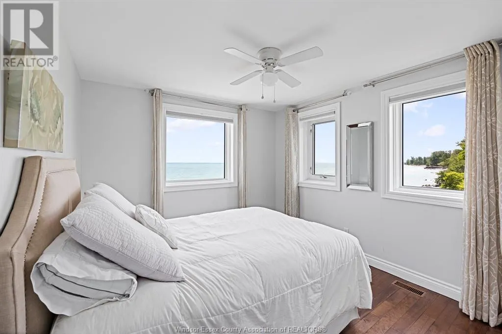20939 HICKORY