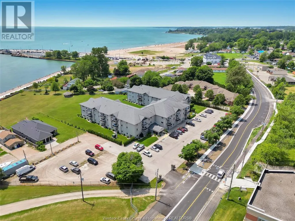 44 ROBSON Unit# 216