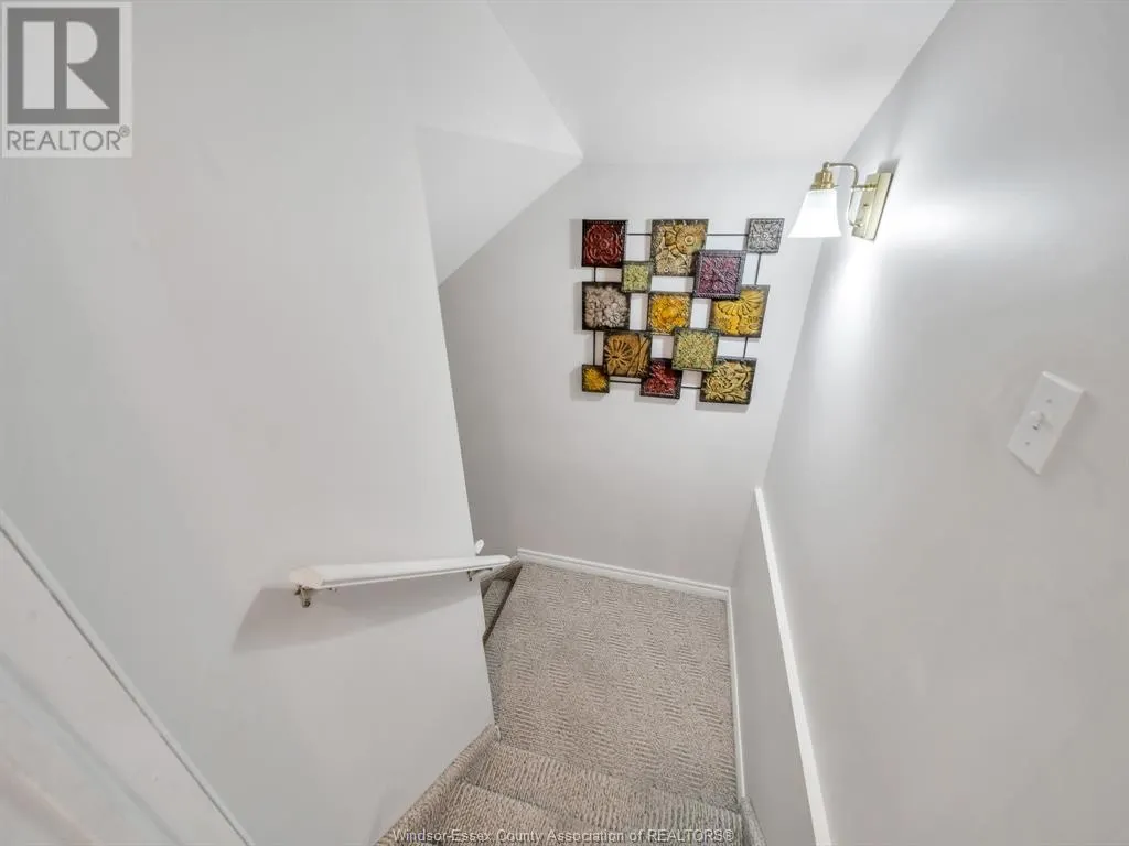 27 Cheyenne COURT