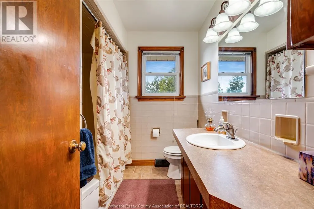 208 Mersea Rd 8