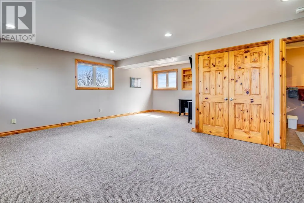 208 Mersea Rd 8