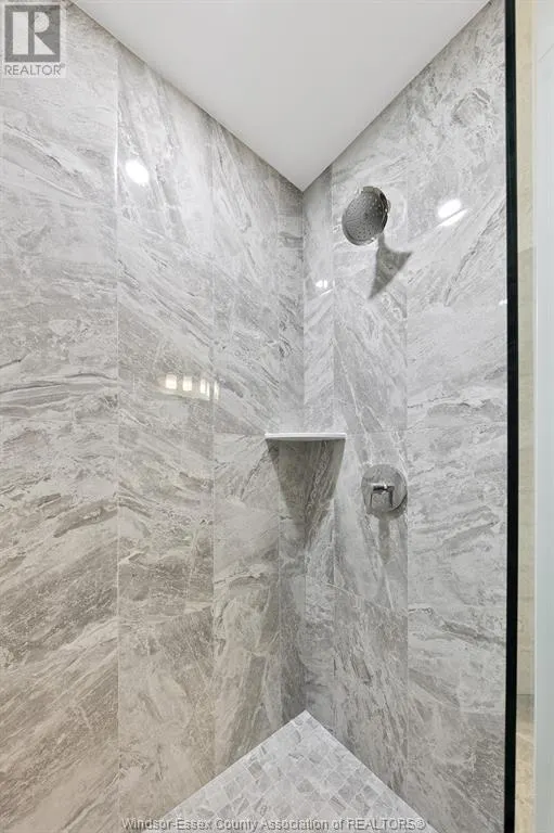 716 BROWNSTONE Unit# 404