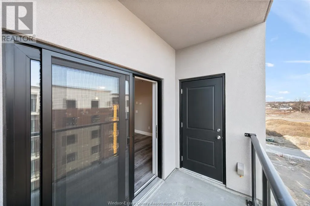 716 BROWNSTONE Unit# 404