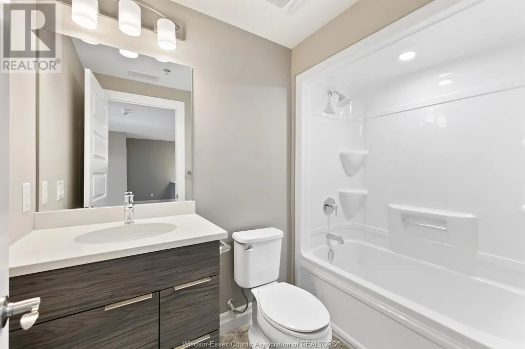 716 BROWNSTONE Unit# 406