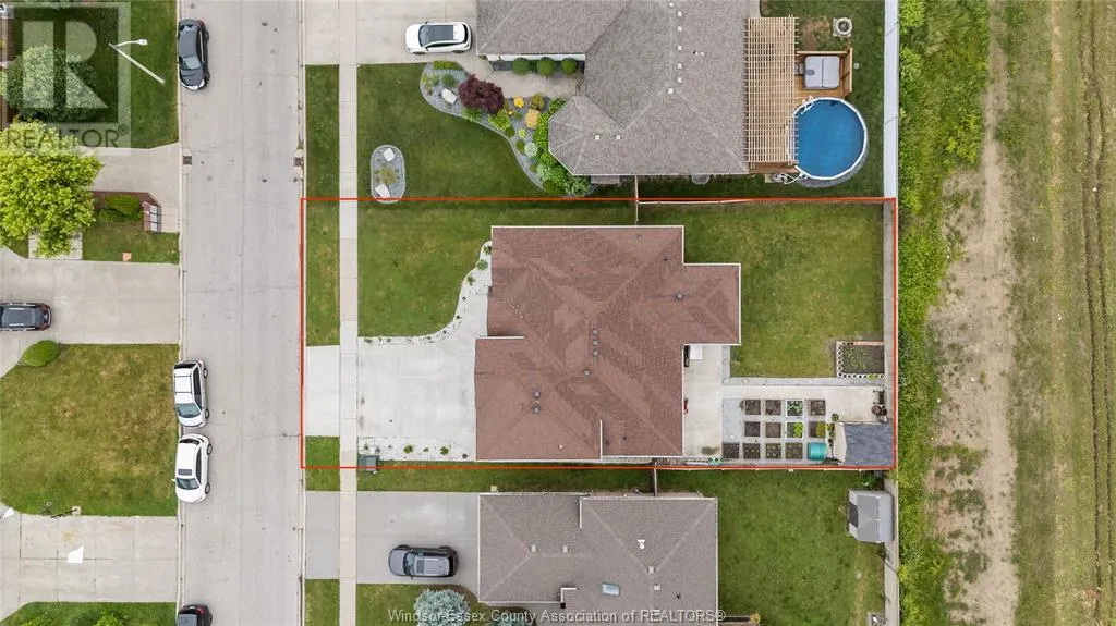 859 SOUTHWOOD DRIVE