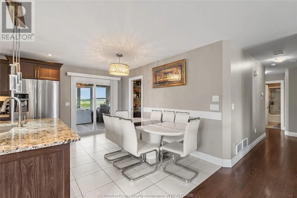 859 SOUTHWOOD DRIVE