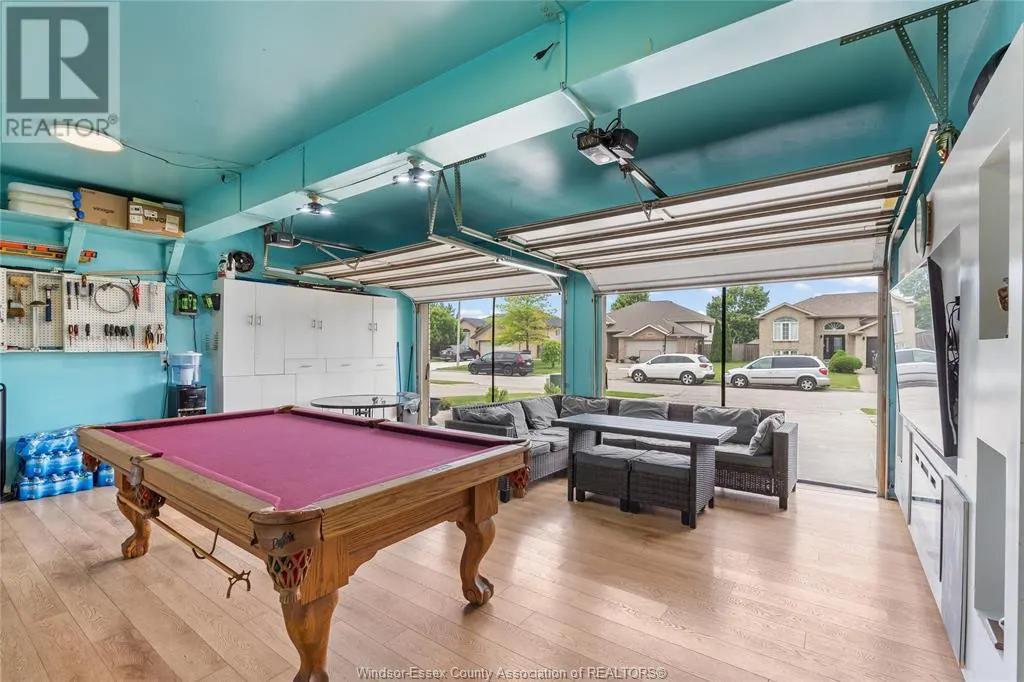 859 SOUTHWOOD DRIVE