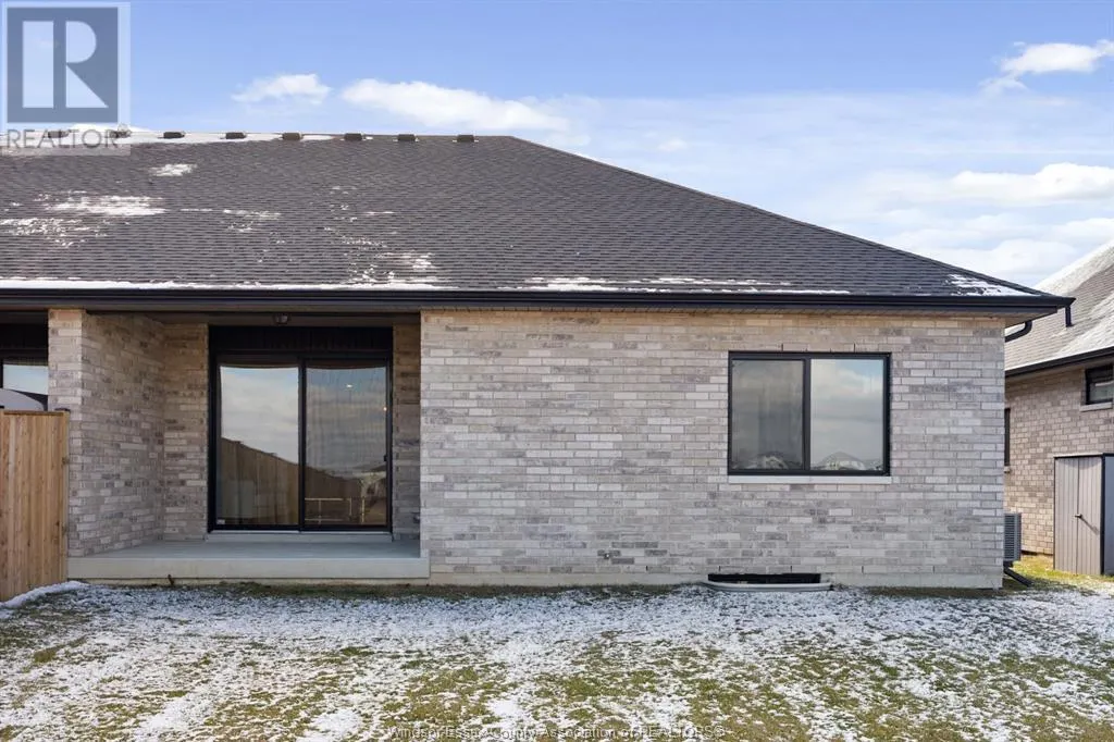 210 McLellan