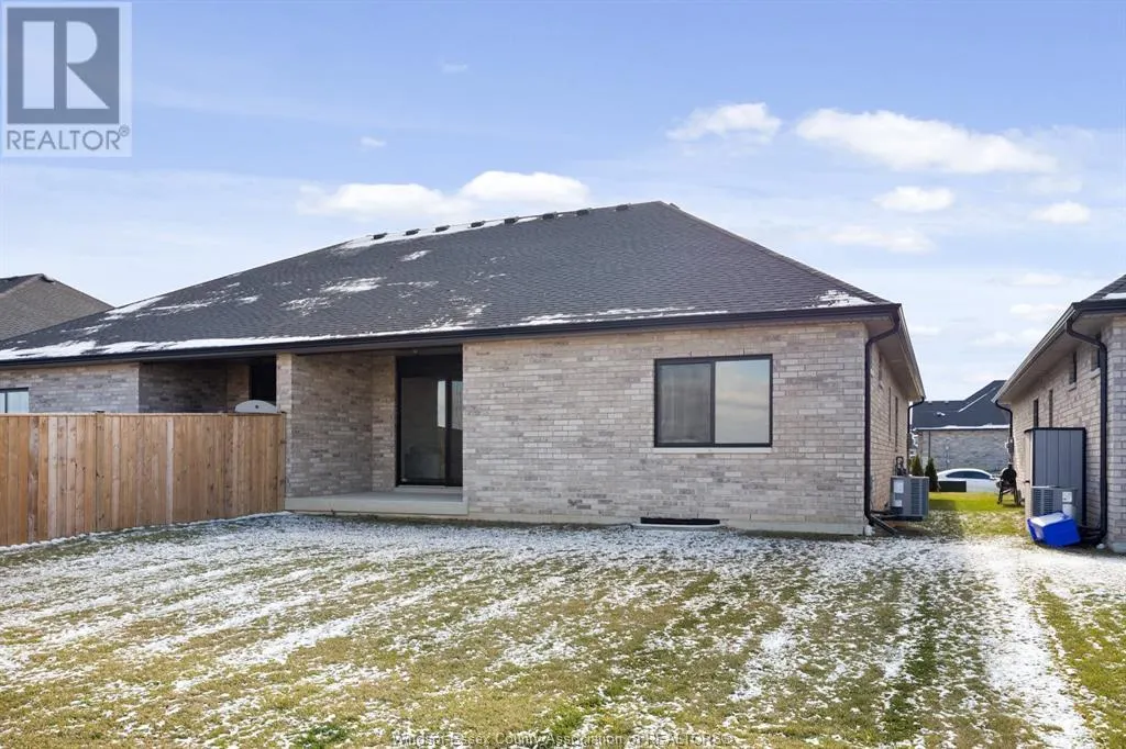 210 McLellan