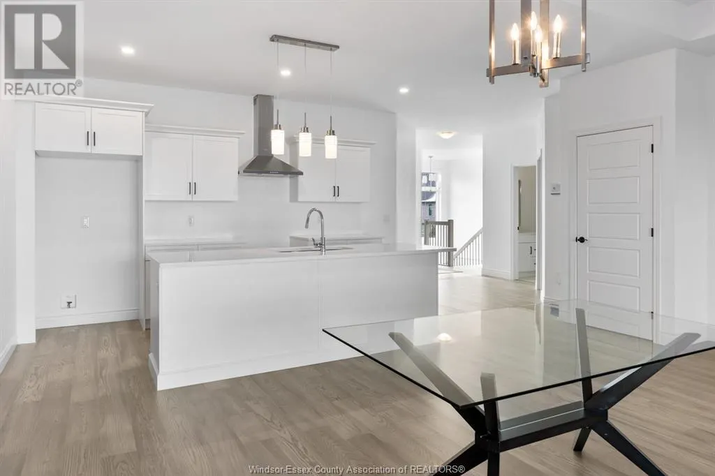 210 McLellan