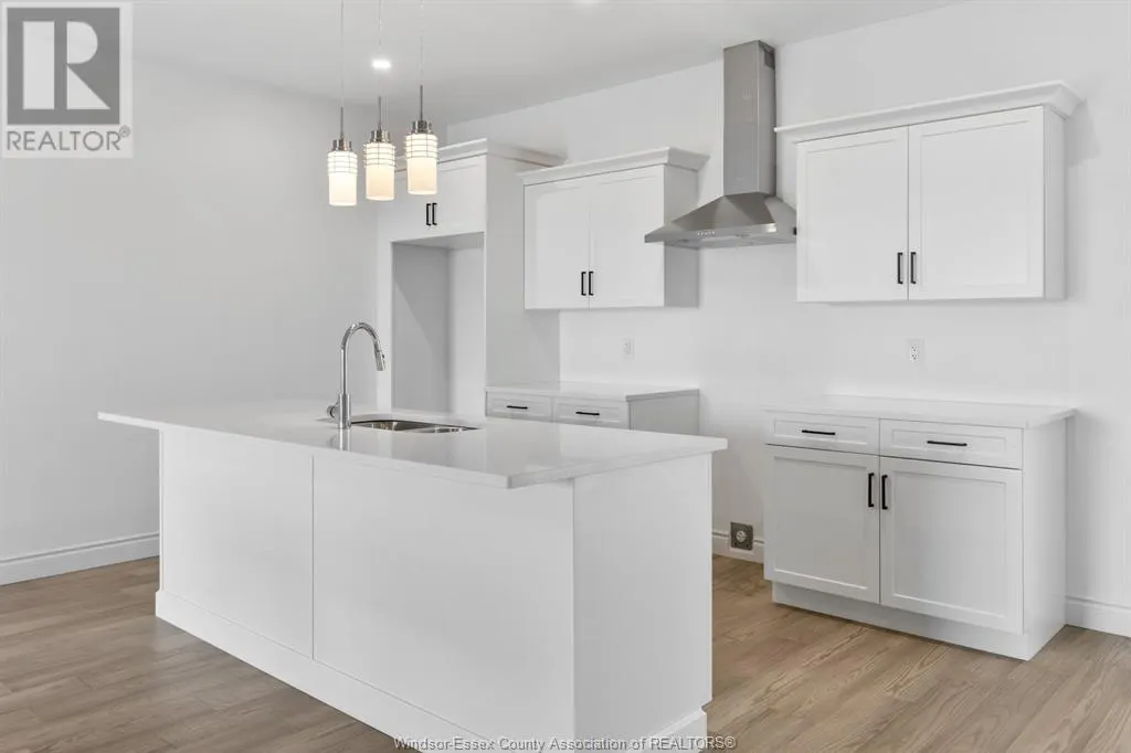 210 McLellan