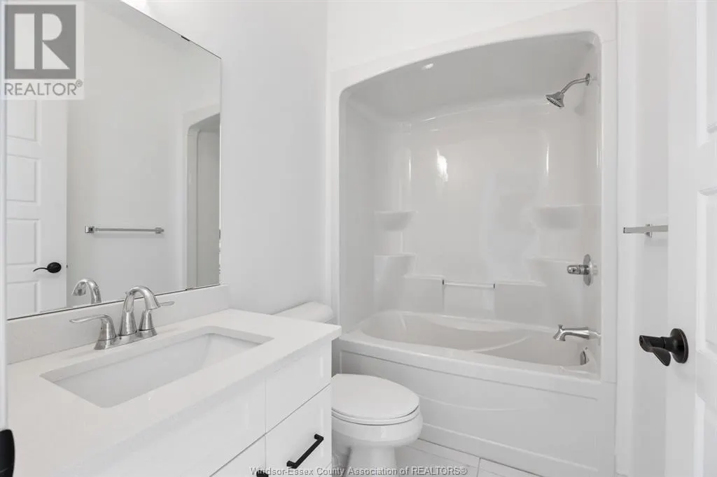 210 McLellan