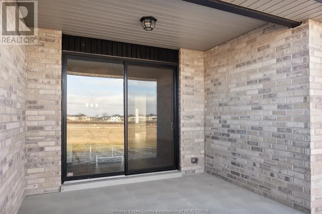 210 McLellan