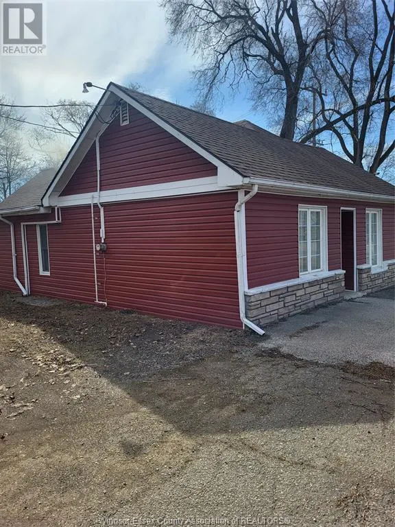 8902 TALBOT TRAIL