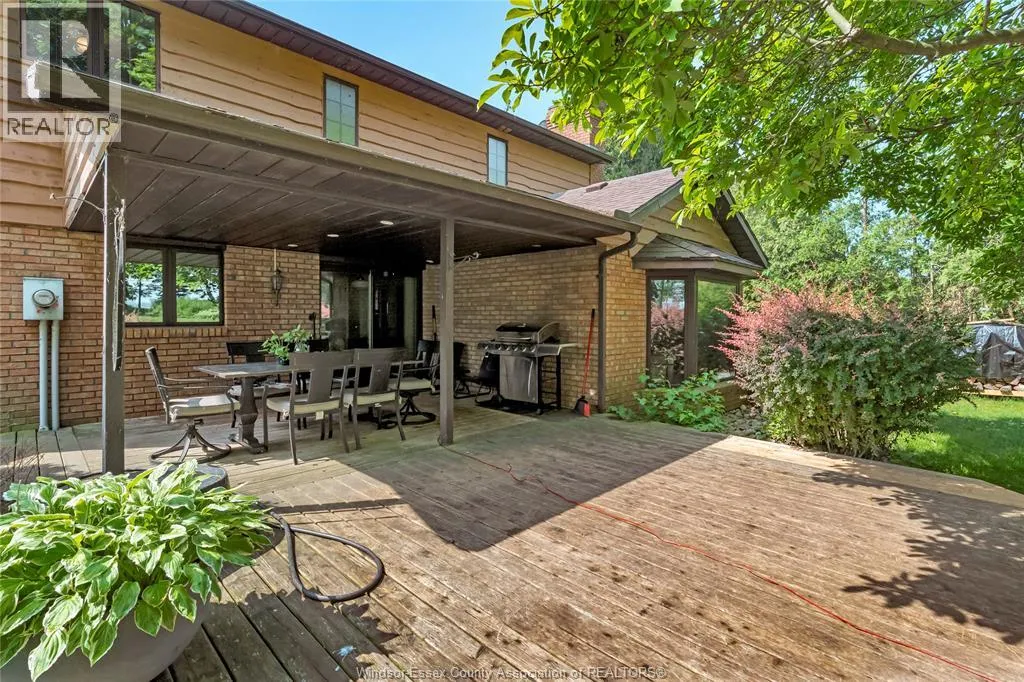 1232 BAINBRIDGE