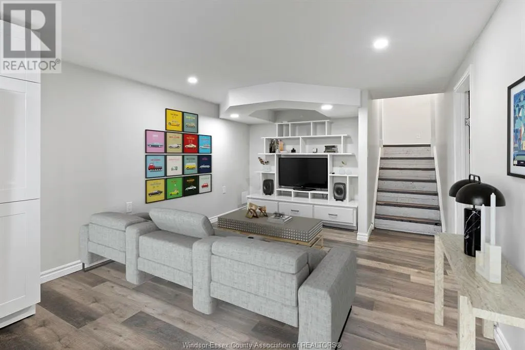 6 Sunset Place