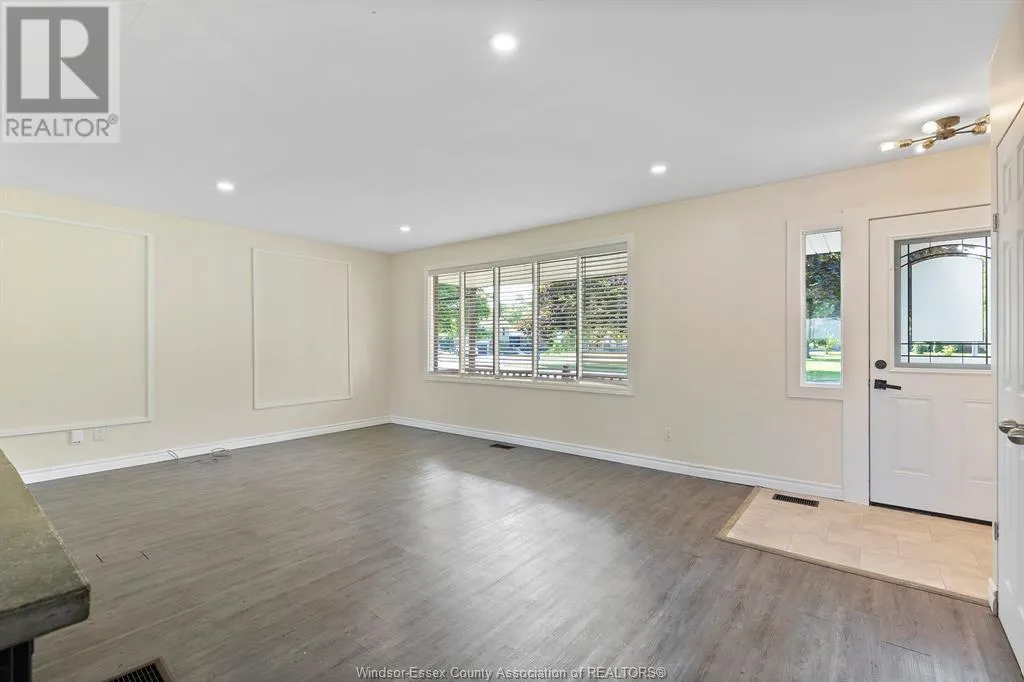 6 Sunset Place