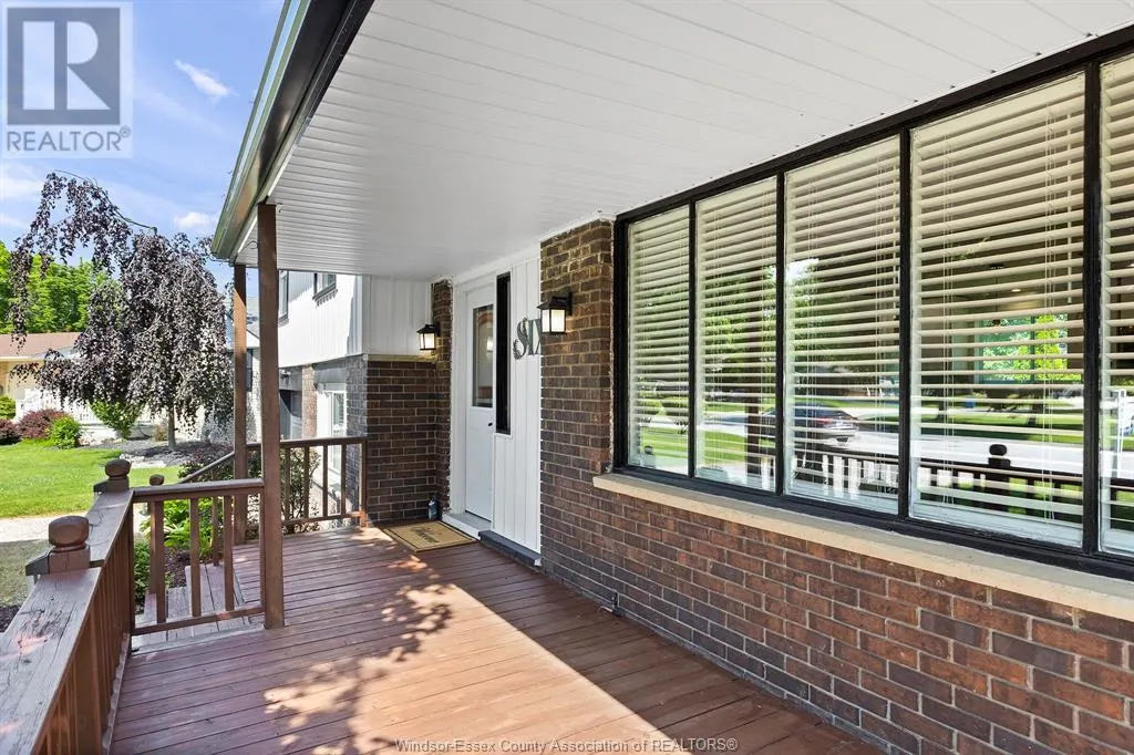 6 Sunset Place