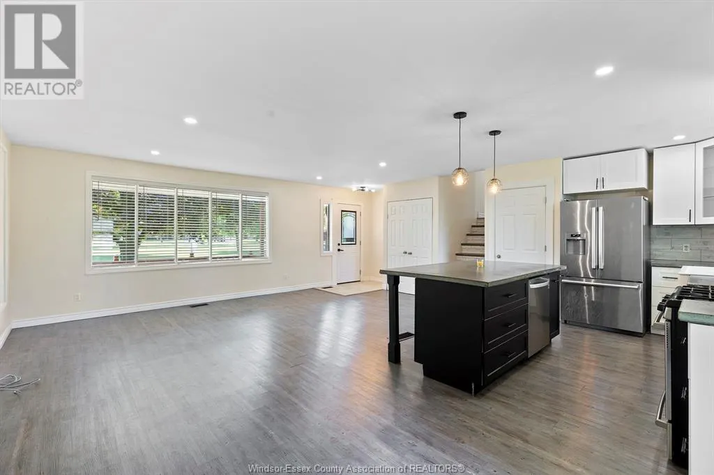 6 Sunset Place