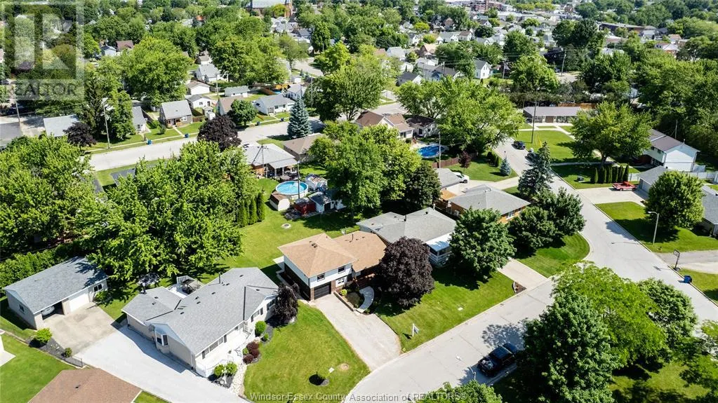 6 Sunset Place