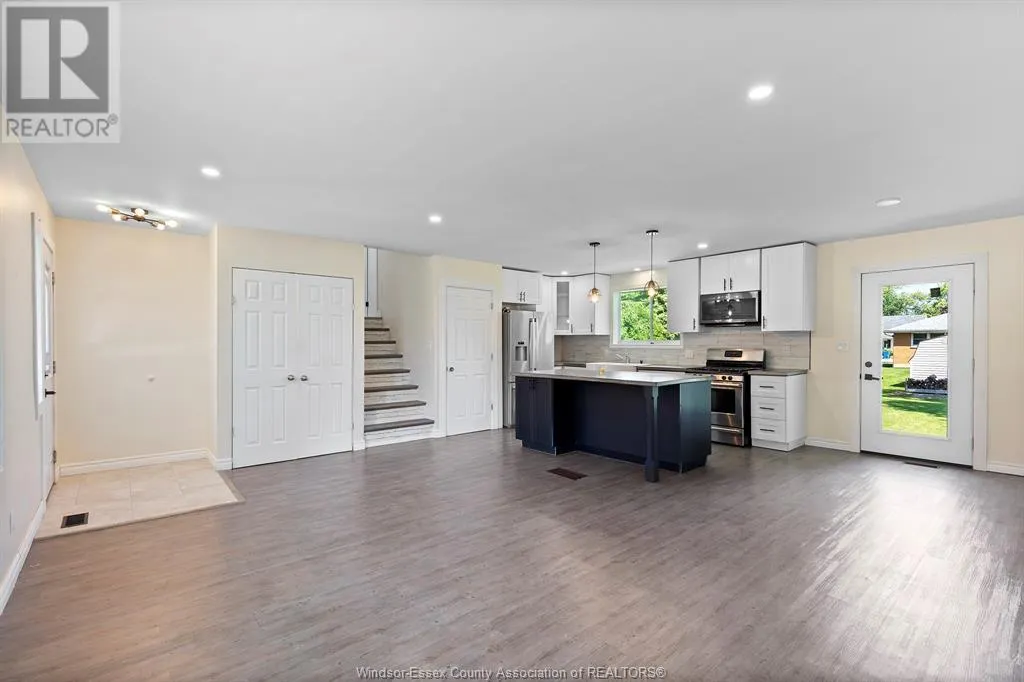 6 Sunset Place