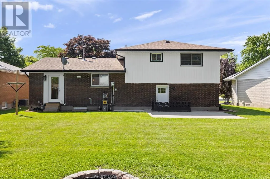 6 Sunset Place