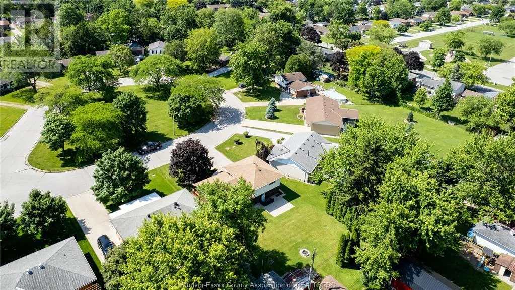 6 Sunset Place