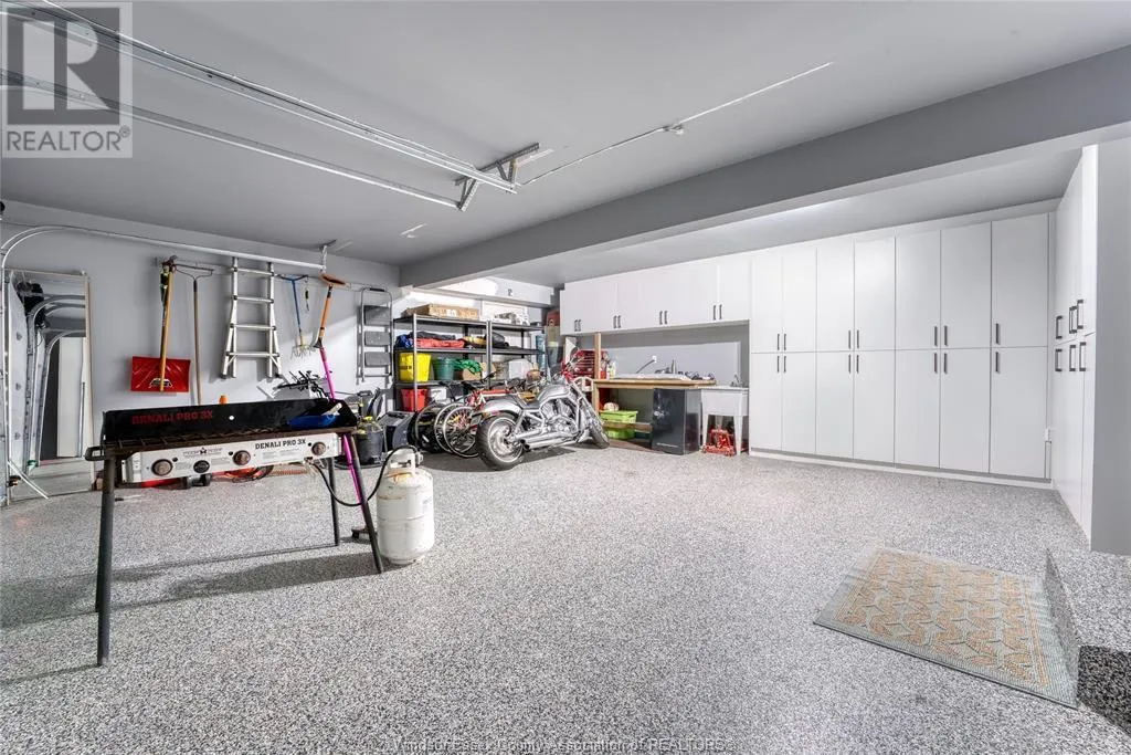 455 HURON