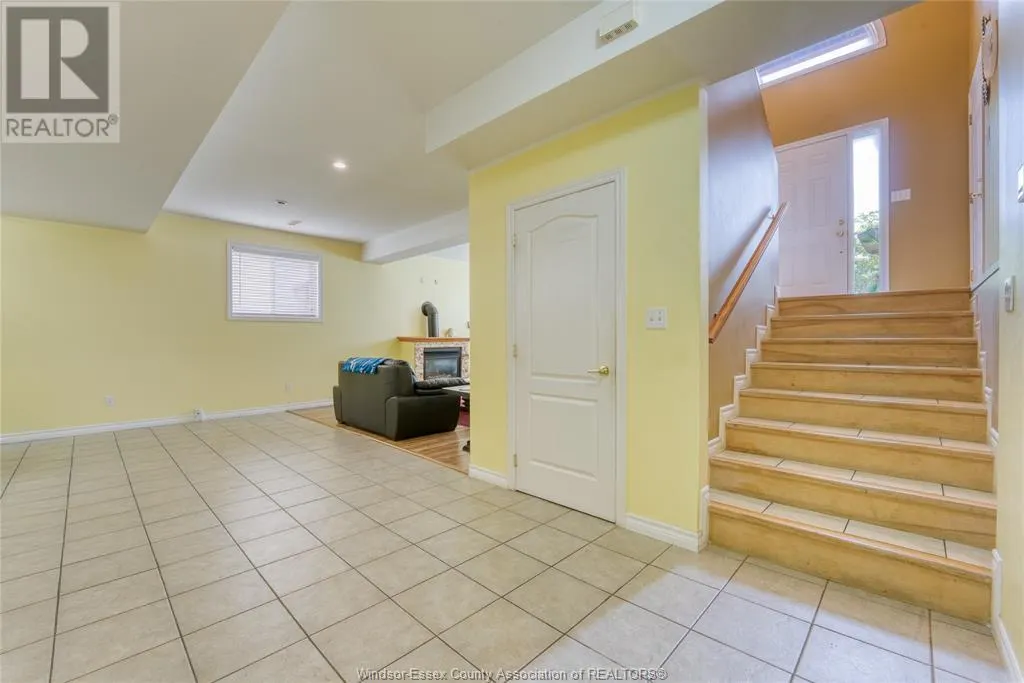 455 HURON