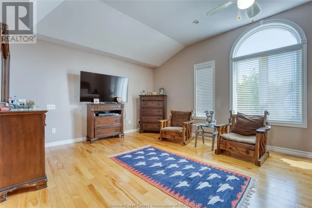 455 HURON