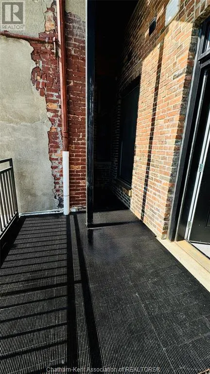 164 King STREET Unit# 201