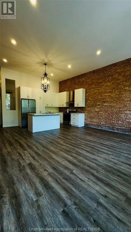 164 King STREET Unit# 201