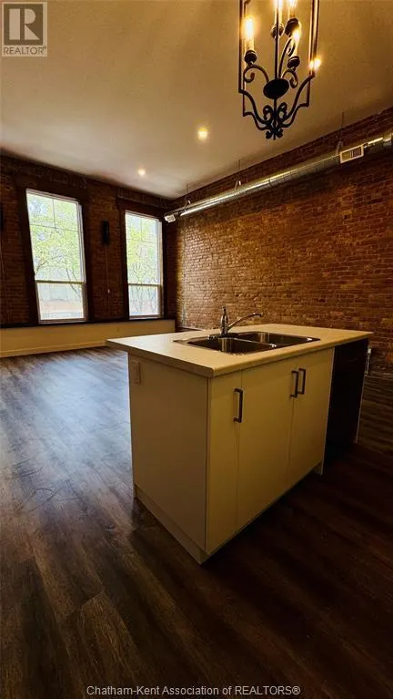 164 King STREET Unit# 201