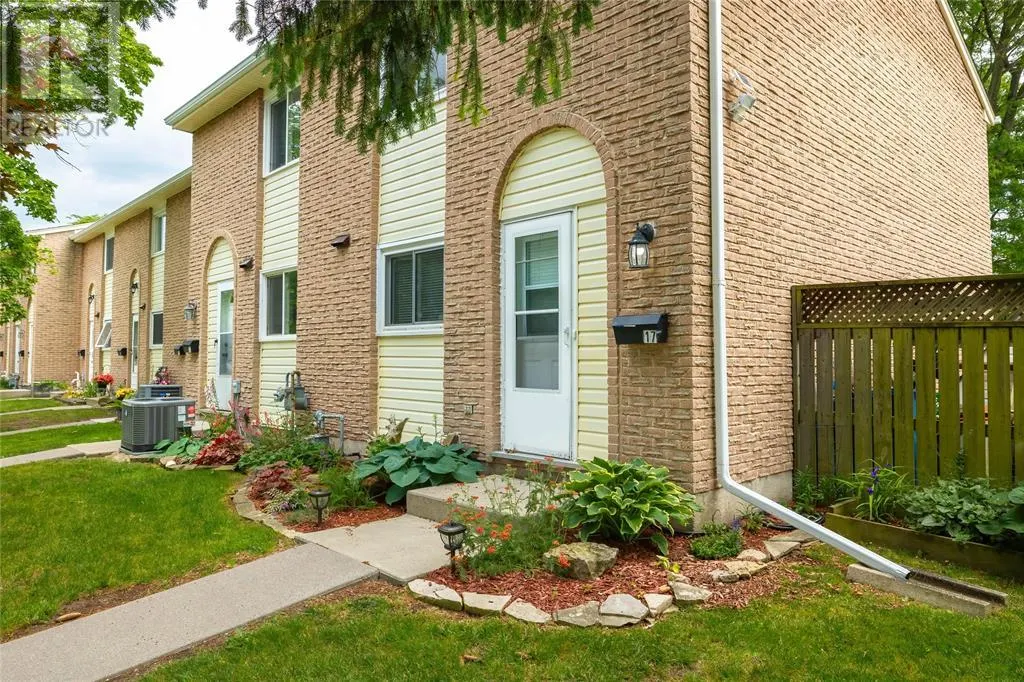 27 TURNER DRIVE Unit# 17, #17