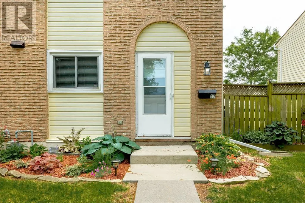 27 TURNER DRIVE Unit# 17, #17