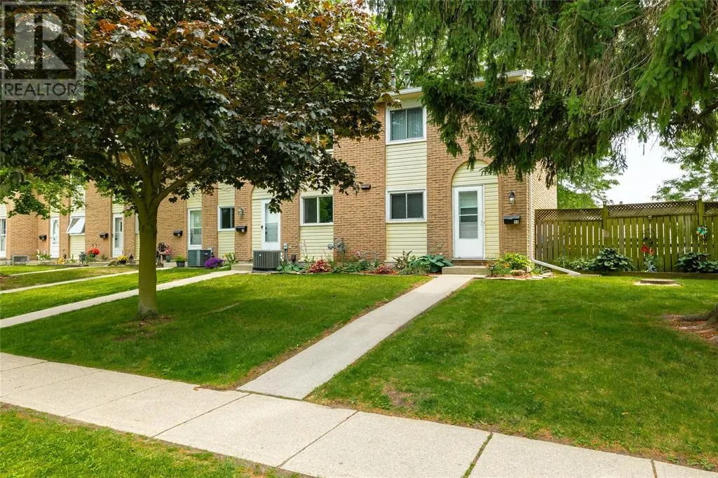 27 TURNER DRIVE Unit# 17, #17