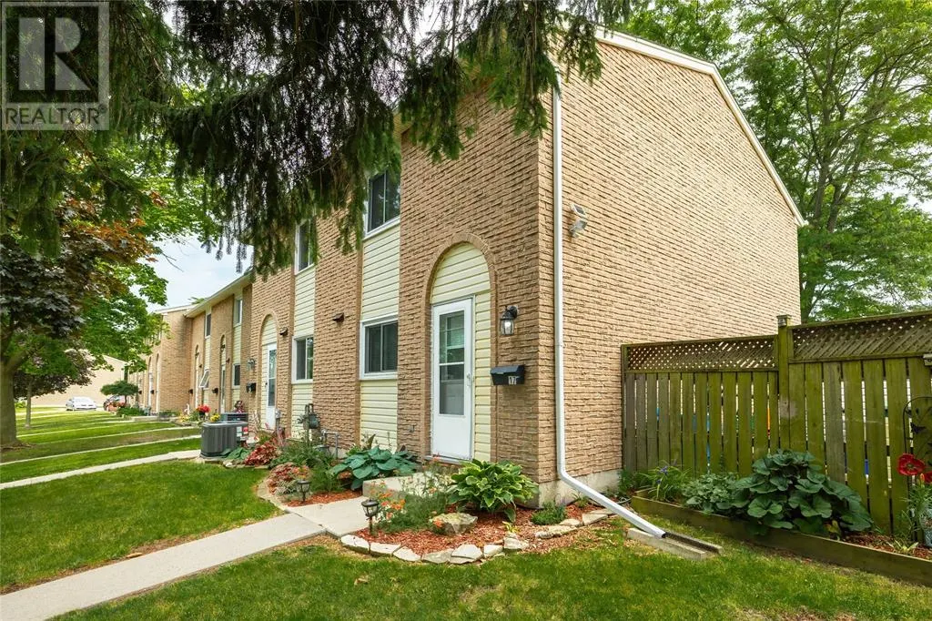27 TURNER DRIVE Unit# 17, #17
