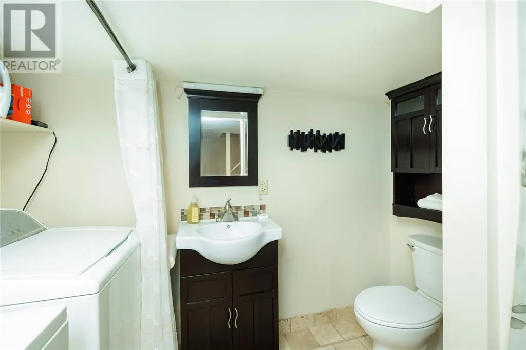 27 TURNER DRIVE Unit# 17, #17