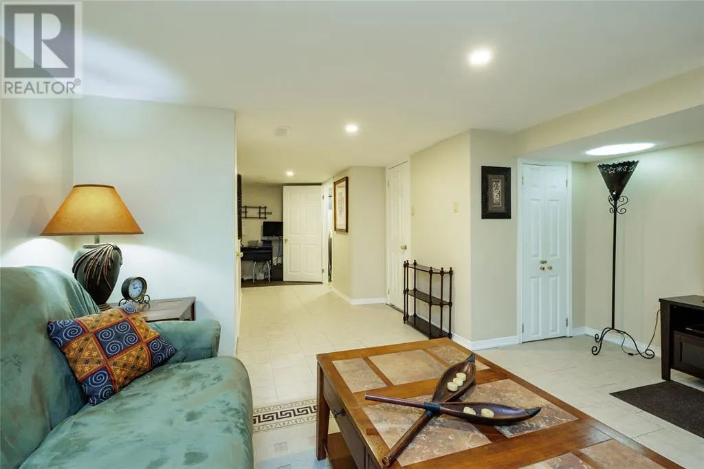 27 TURNER DRIVE Unit# 17, #17