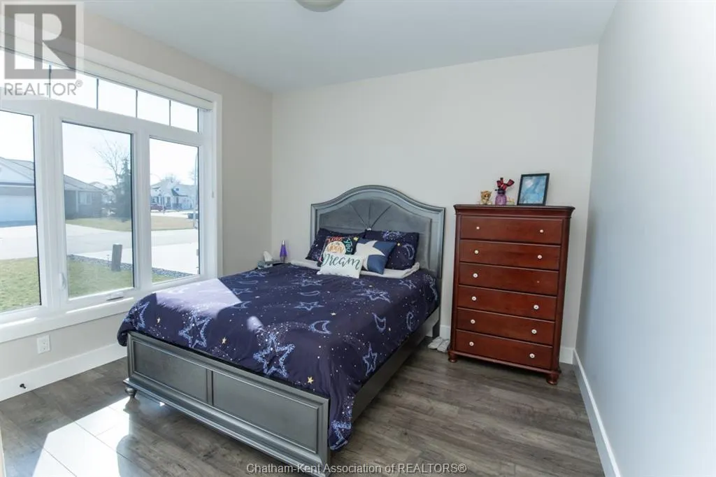 7 VENTURE CRESCENT