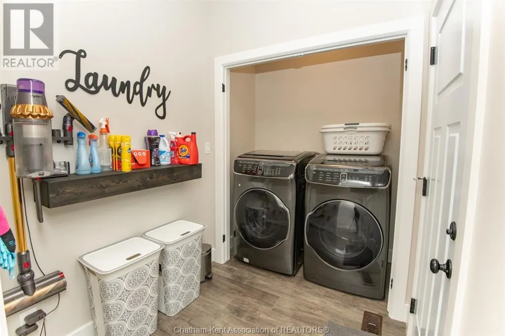 7 VENTURE CRESCENT