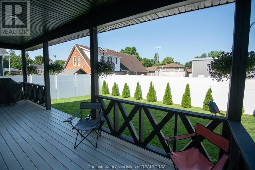 7 VENTURE CRESCENT