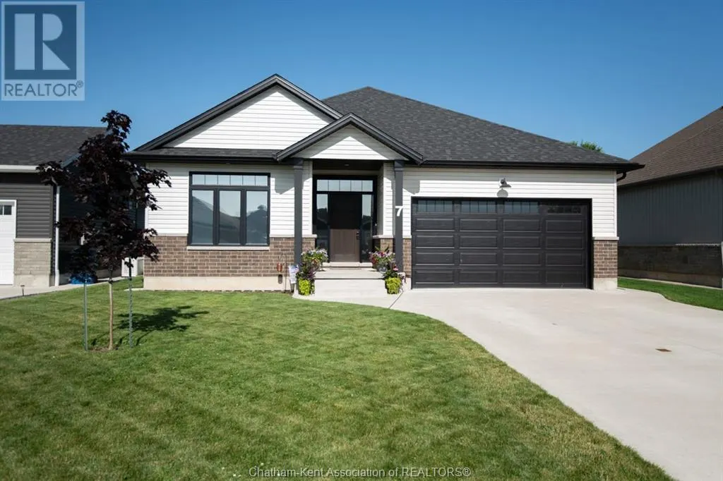7 VENTURE CRESCENT