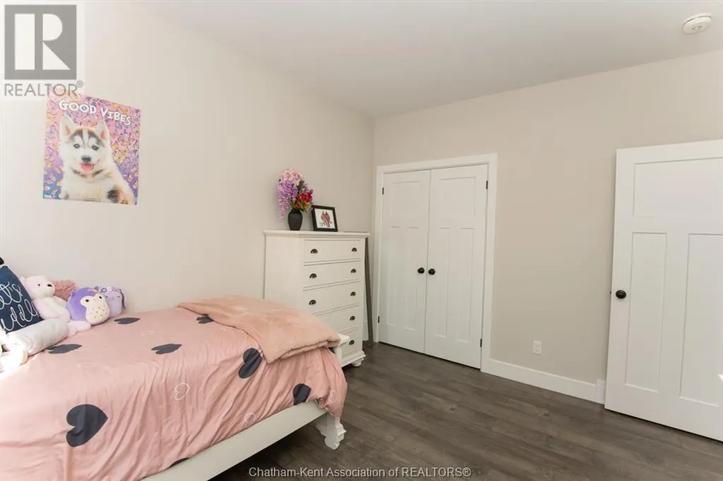 7 VENTURE CRESCENT