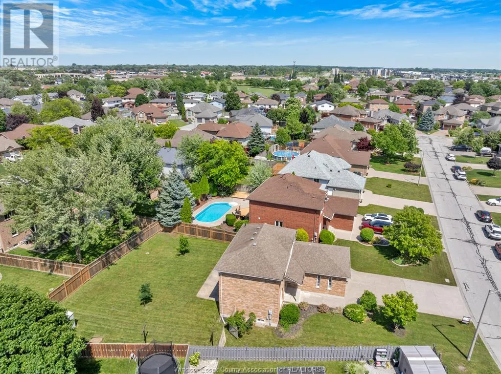 12720 SHELLY COURT