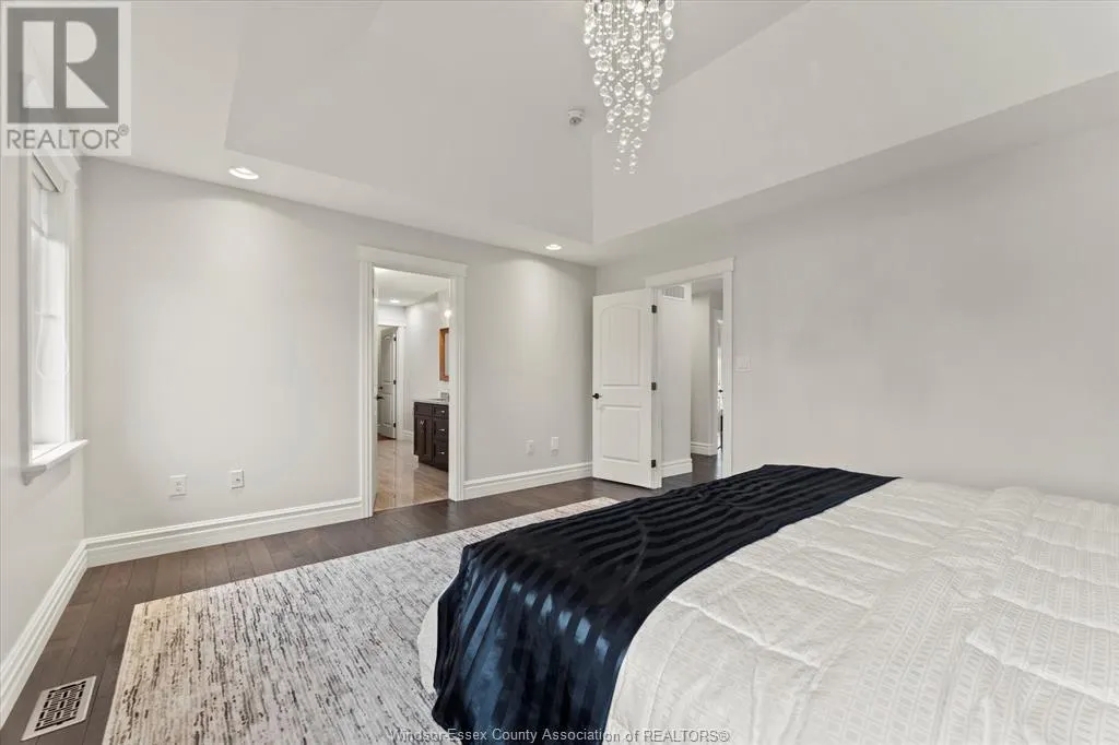 3893 ST. FRANCIS