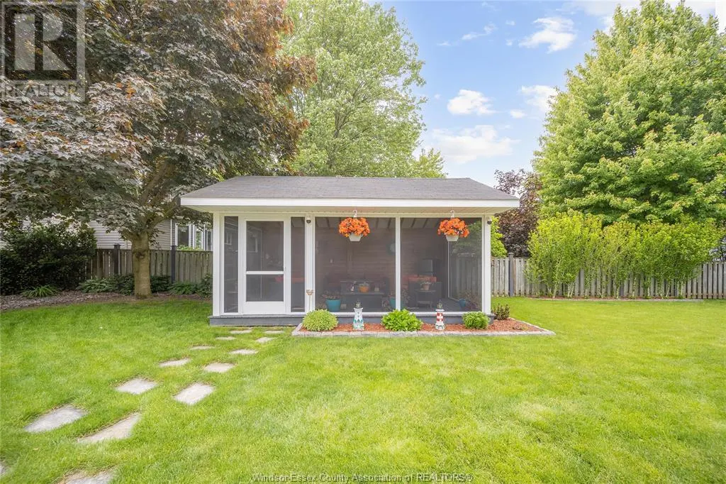 164 MUNGER AVENUE