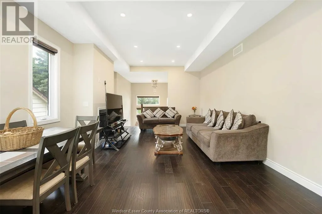 522 LESPERANCE ROAD